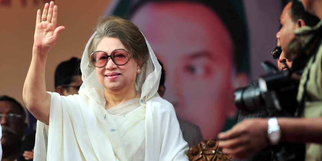 ‘سفارتی طور پر پاکستان کے قریب’ بنگلہ دیش کی پہلی خاتون وزیراعظم بیگم خالدہ ضیا انتقال کرگئیں۔