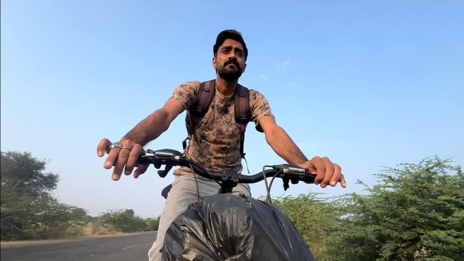 مٹھی کے نوجوان کی سائیکل مہم، پباسرو پوائنٹ پر خواب کی تکمیل