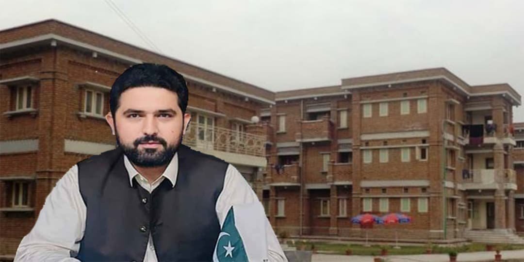 انگریزی تقریر پر وزیراعلیٰ خیبرپختونخوا کی برہمی، آئندہ اردو کا حکم