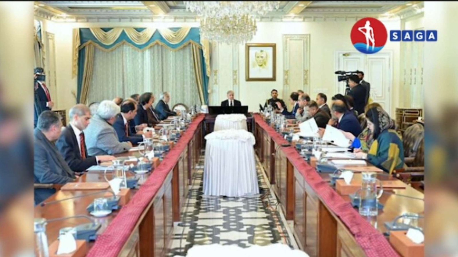 یو اے ای نے پاکستان سے ساڑھے 3 ارب ڈالرز واپس مانگ لئے، پاکستان کو سنگین معاشی چیلنجز کا سامنا