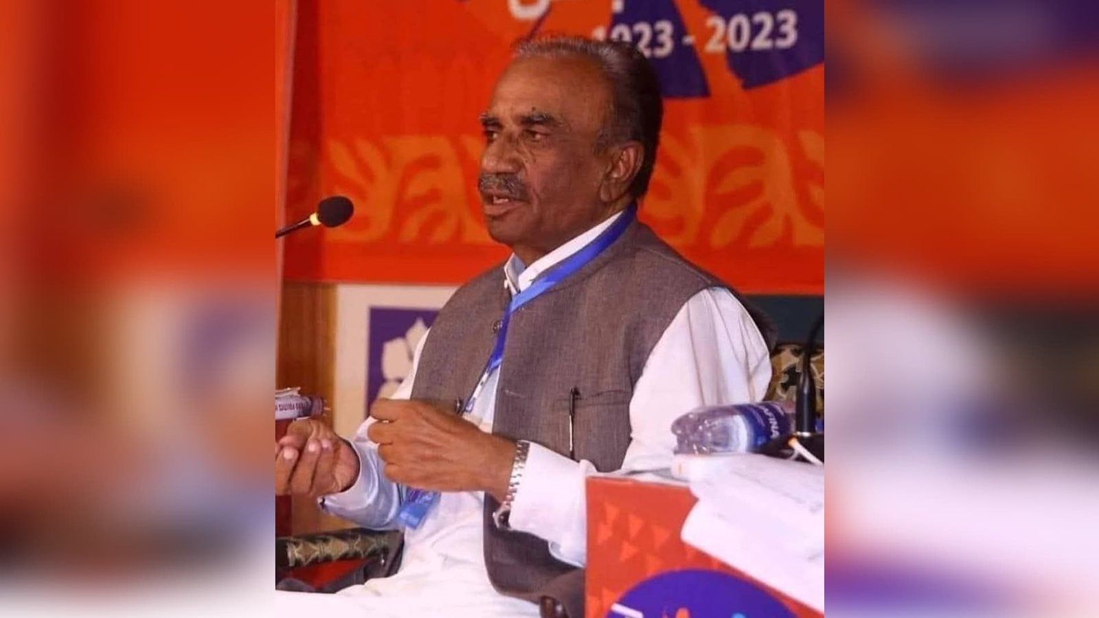 معروف لکھاری، آبی ماہر اور انجینئر محمد اوبھایو خشک 76 برس کی عمر میں انتقال کر گئے