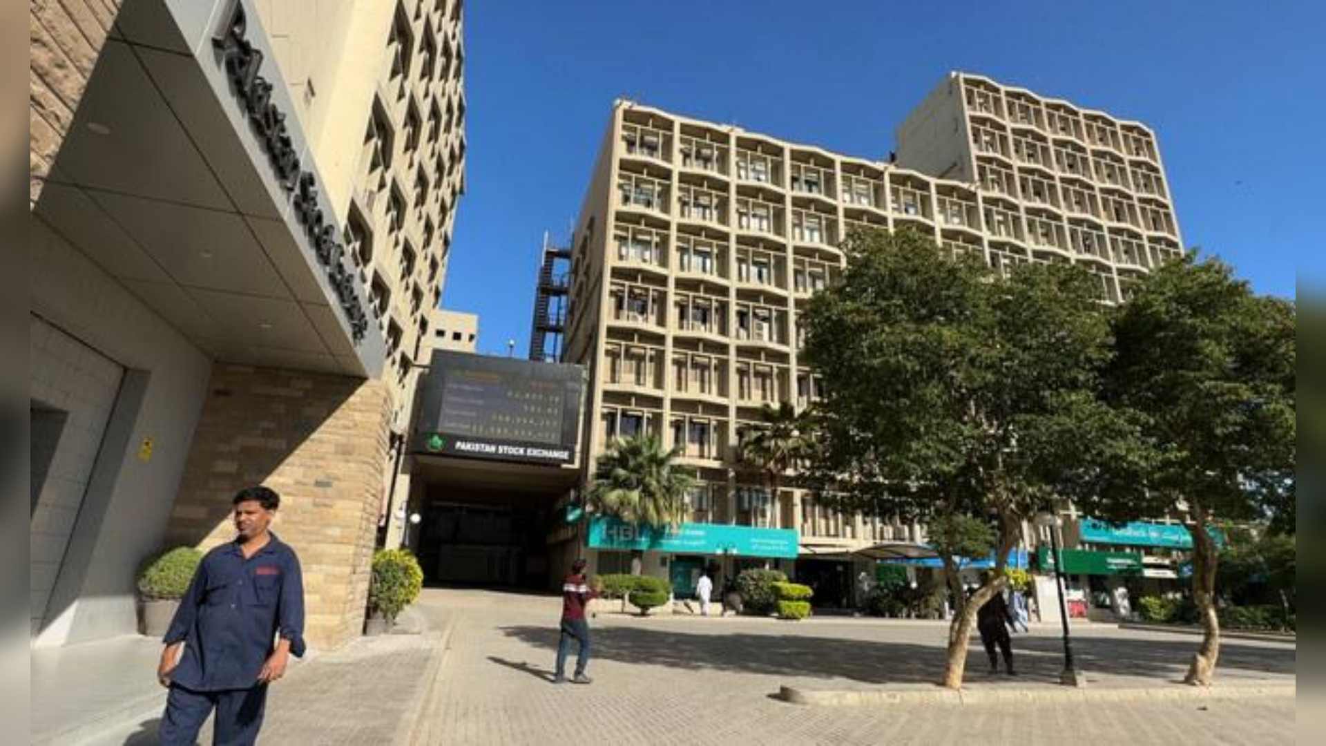 دو سال بعد پہلی بار غیر ملکی سرمایہ کاروں کی پاکستان اسٹاک ایکسچینج میں تقریباً ساڑھے تین کروڑ ڈالرز کی سرمایہ کاری