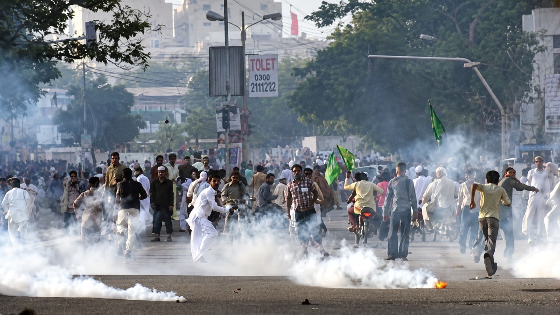زاویہ: ‘اب تک کہاں چھپے تھے بھائی!’