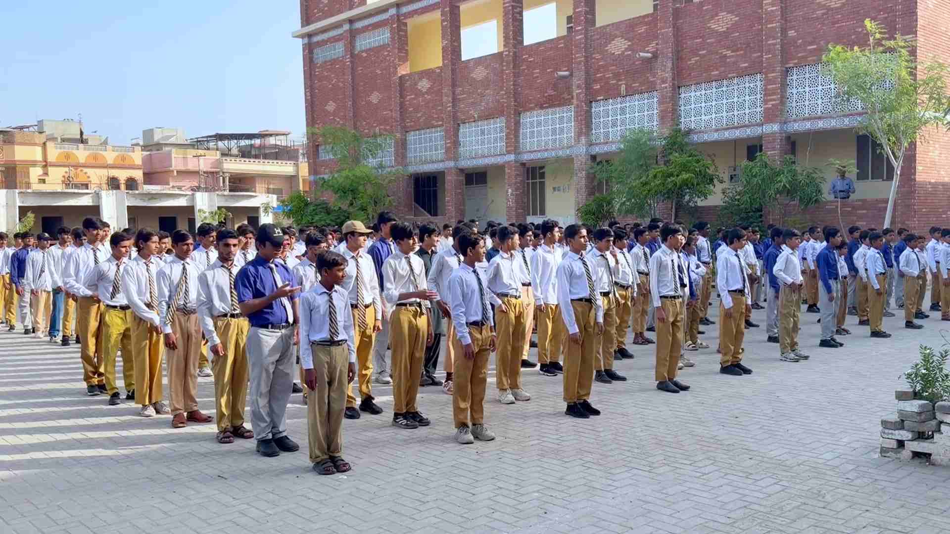 سندھ ایجوکیشن انڈومنٹ فنڈ: ہزاروں مستحق طلبہ کے لیے اعلیٰ تعلیم کا راستہ